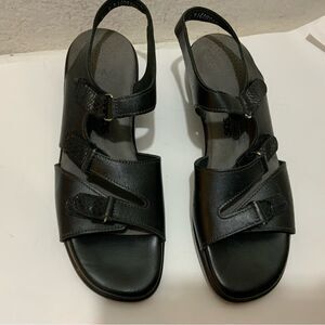 SAS Tabby Slingback Sandal in Black 8.5S